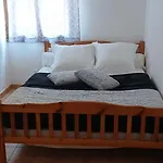 Casa Lisandru بيت للعطل